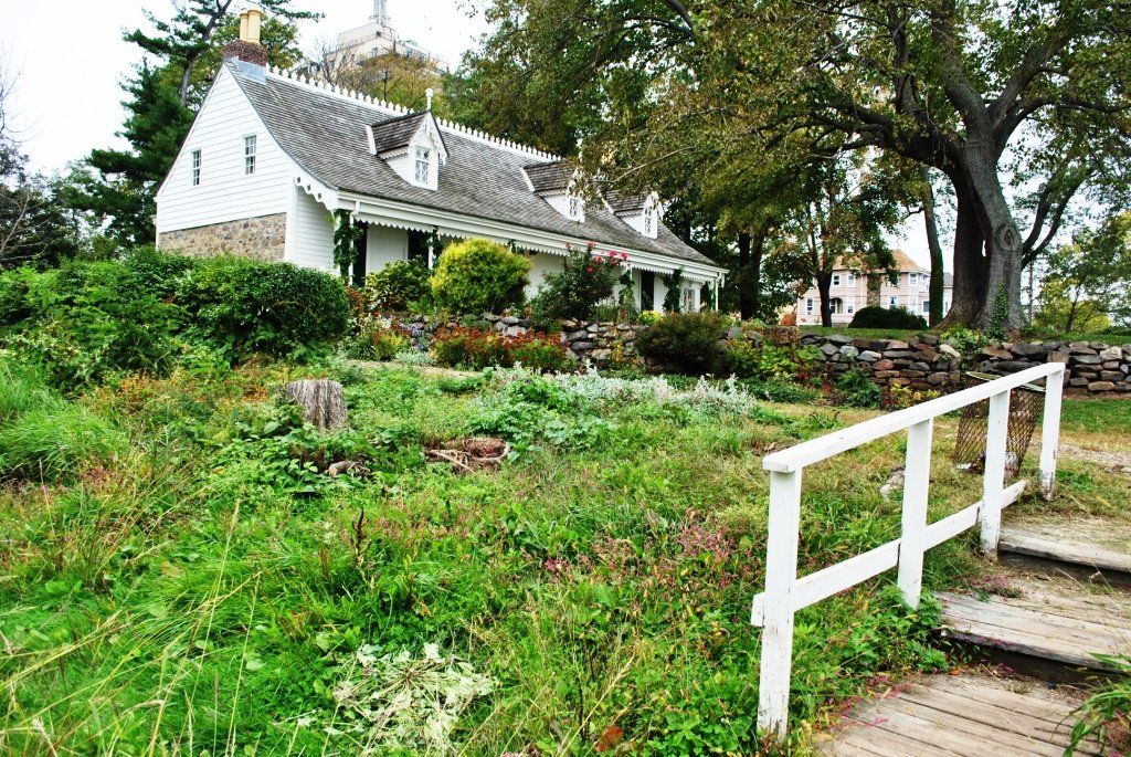 Exterior of Alice Austen House