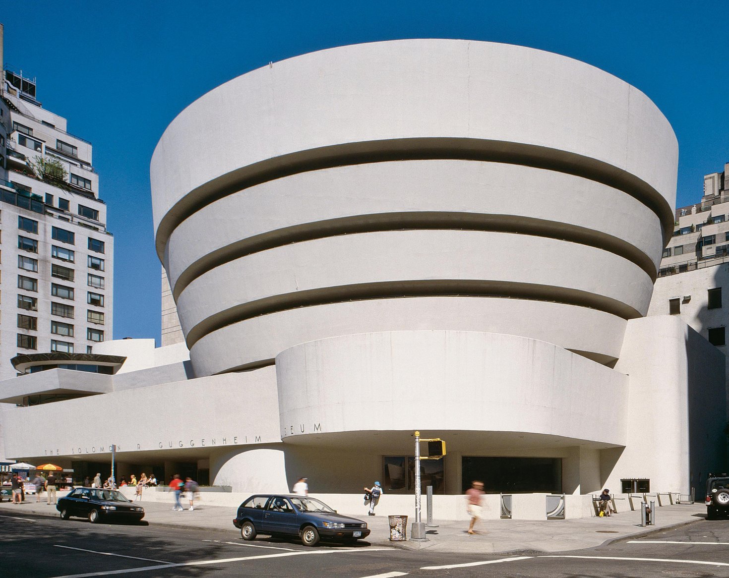 Solomon R. Guggenheim Museum Solomon R. Guggenheim Museum