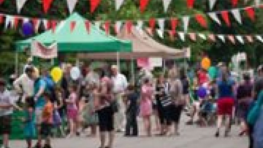 Tents are crowded with spectators